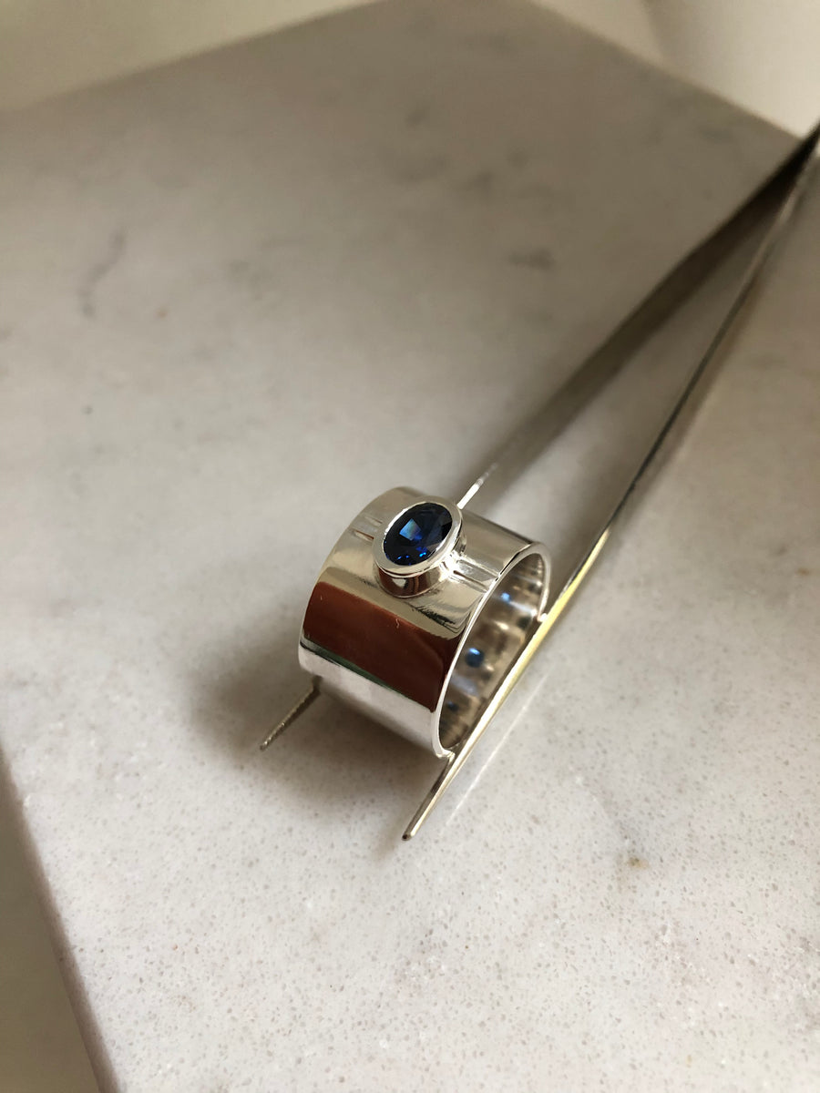 silverring-unik-safir-valdi smycken